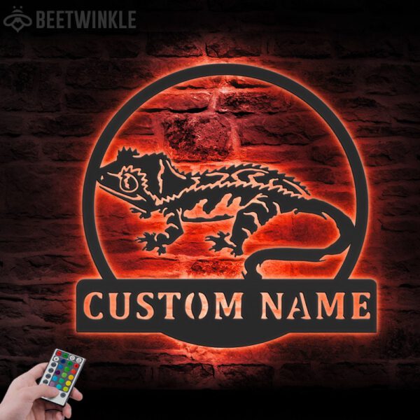 Custom-Crested-Gecko-Metal-Wall-Art-LED-Light