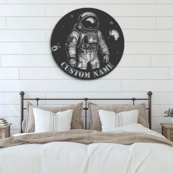 Custom-Space-Astronaut-Metal-Wall-Art-LED-Light