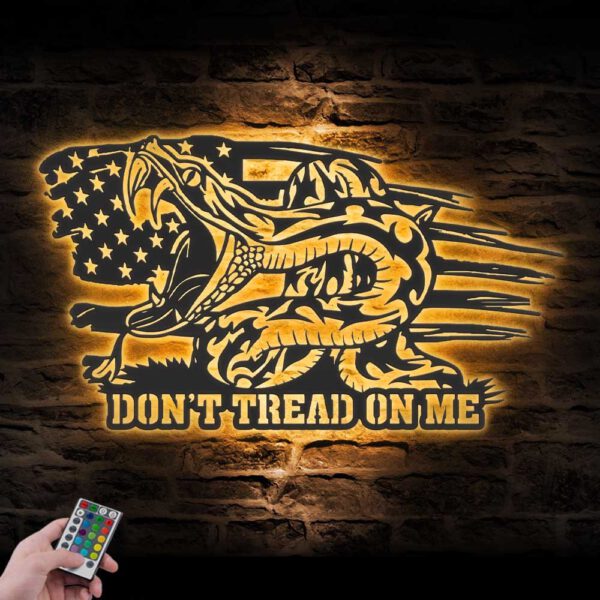 Dont-Tread-On-Me-Distressed-Flag-Metal-Wall-Art-LED-Light-5