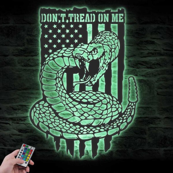 Dont-Tread-On-Me-Distressed-Flag-Metal-Wall-Art-LED-Light-6-1