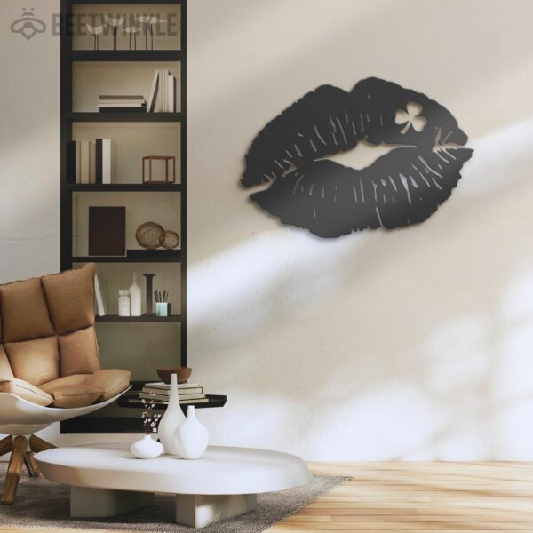 Lucly-Lips-Clover-Metal-Wall-Art-LED-Light-8